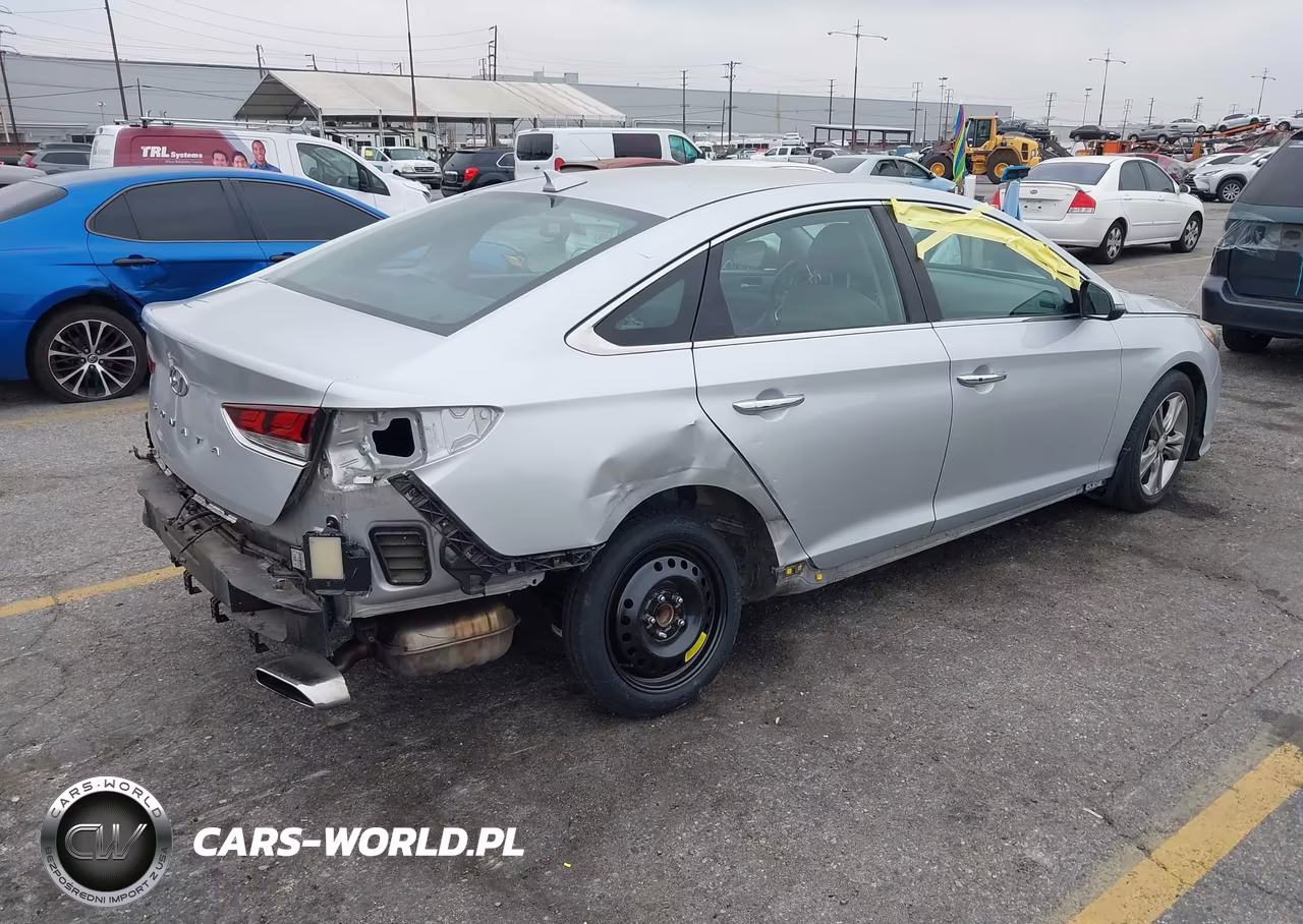 2018 Hyundai Sonata Sel VIN:5NPE34AF2JH620795 - 4