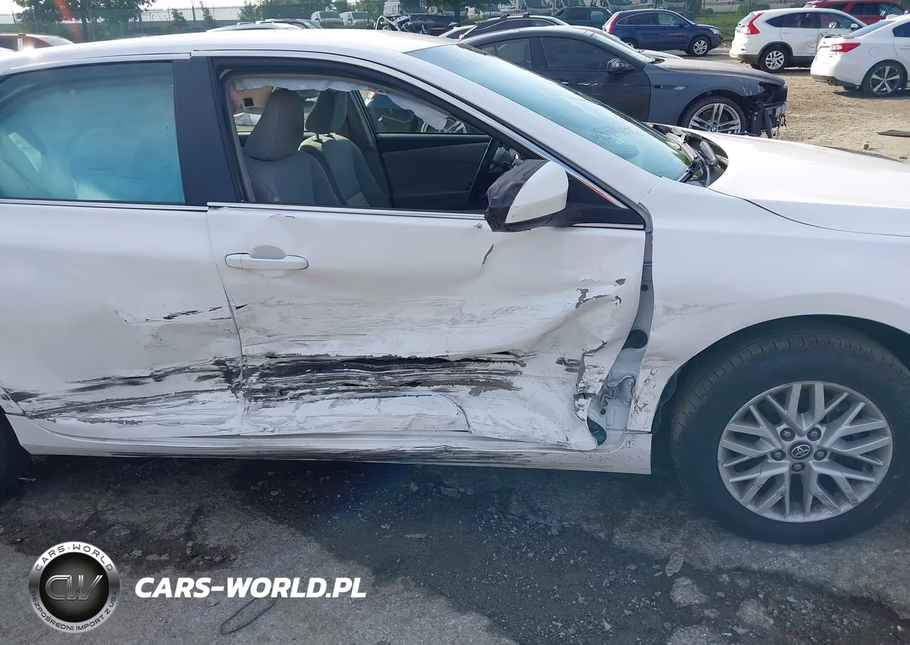 2017 Toyota Camry Le VIN:4T1BF1FK1HU342207 - 6