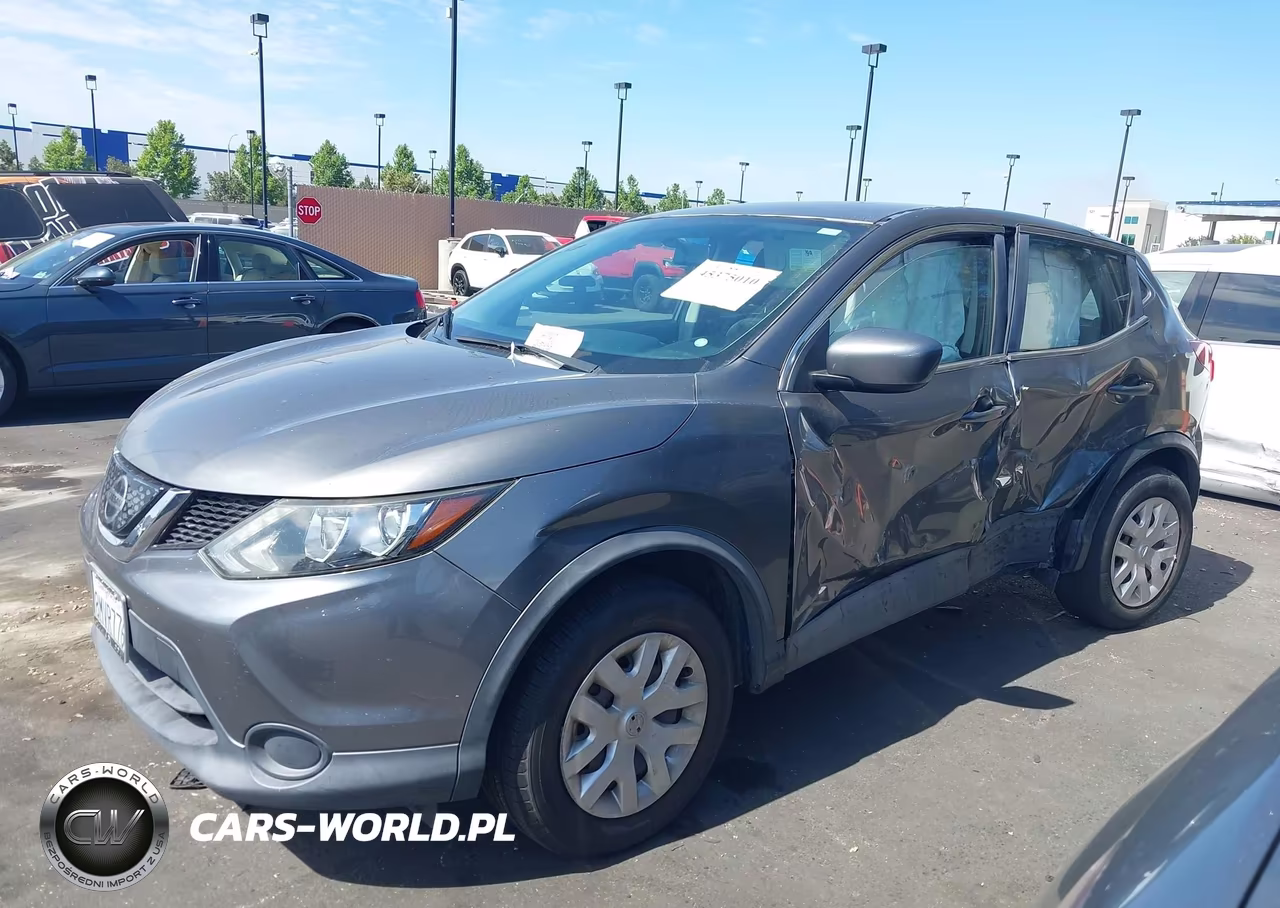 2018 Nissan Rogue Sport S VIN:JN1BJ1CP0JW150695 - 6