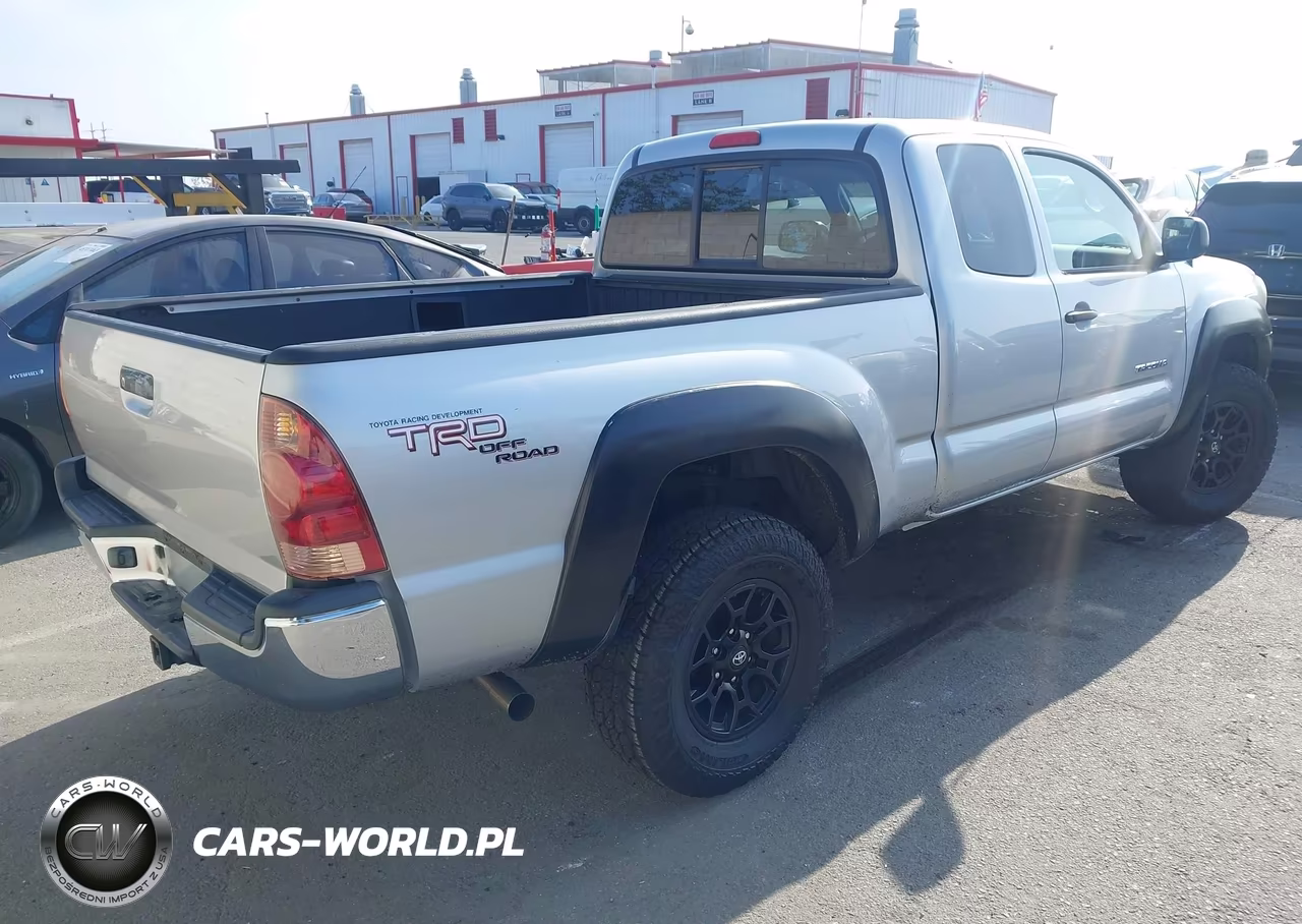 2005 Toyota Tacoma Prerunner V6 VIN:5TETU62N45Z108044 - 4