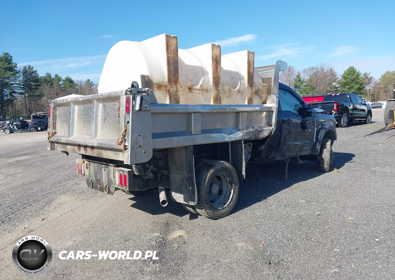 2025 Ford F-550 Chassis Xl VIN:1FDUF5HT0SDA17478 - 4