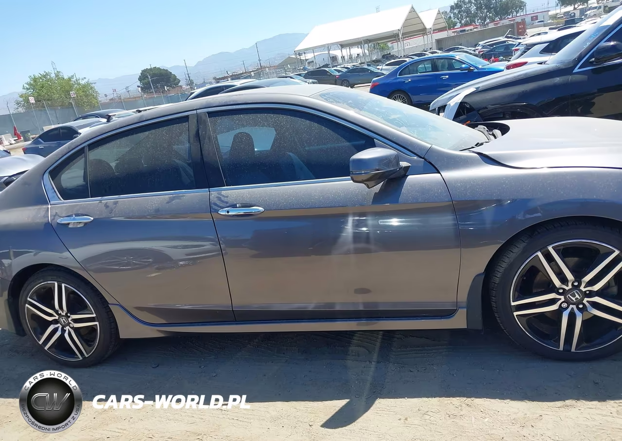 2017 Honda Accord Touring V6 VIN:1HGCR3F9XHA004431 - 14