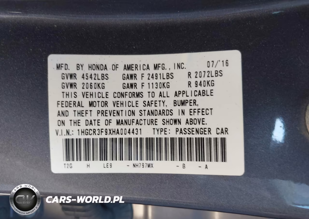 2017 Honda Accord Touring V6 VIN:1HGCR3F9XHA004431 - 9
