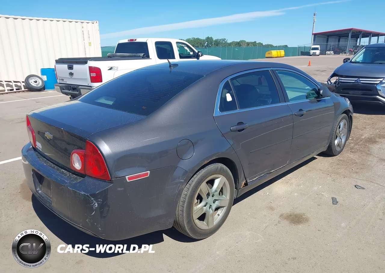 2011 Chevrolet Malibu Ls VIN:1G1ZB5E16BF225659 - 4