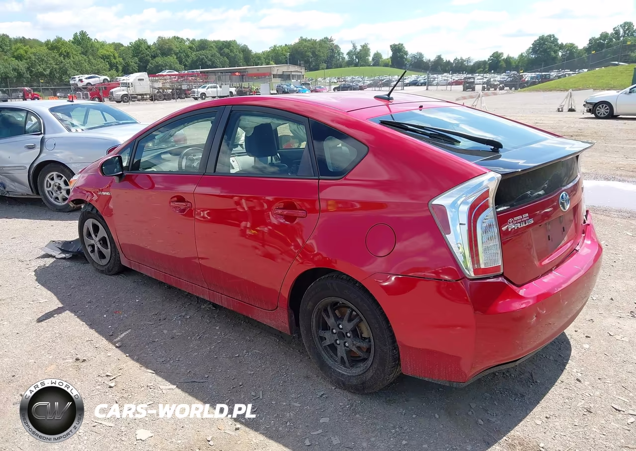 2015 Toyota Prius Four VIN:JTDKN3DU2F0395929 - 3