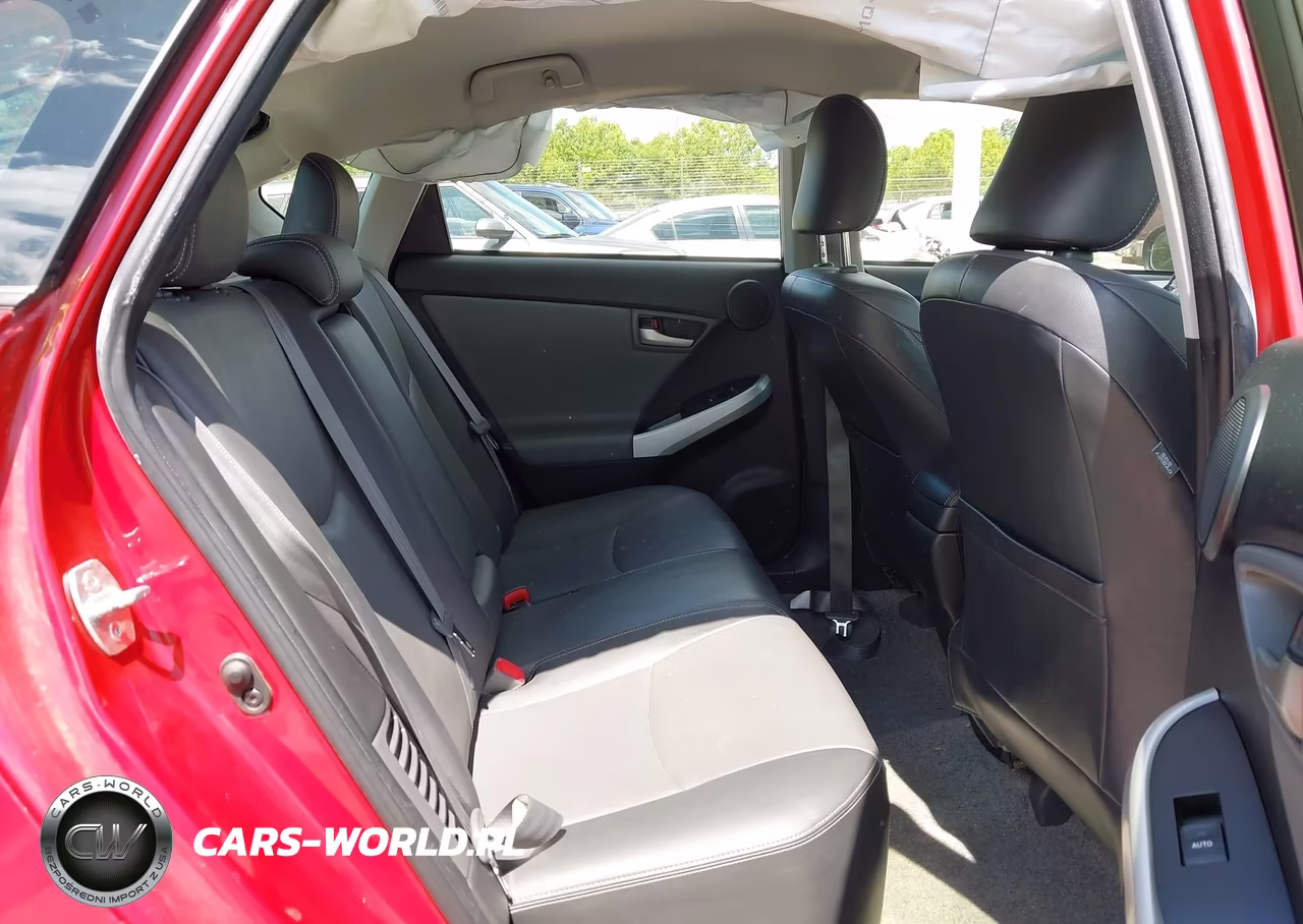 2015 Toyota Prius Four VIN:JTDKN3DU2F0395929 - 8