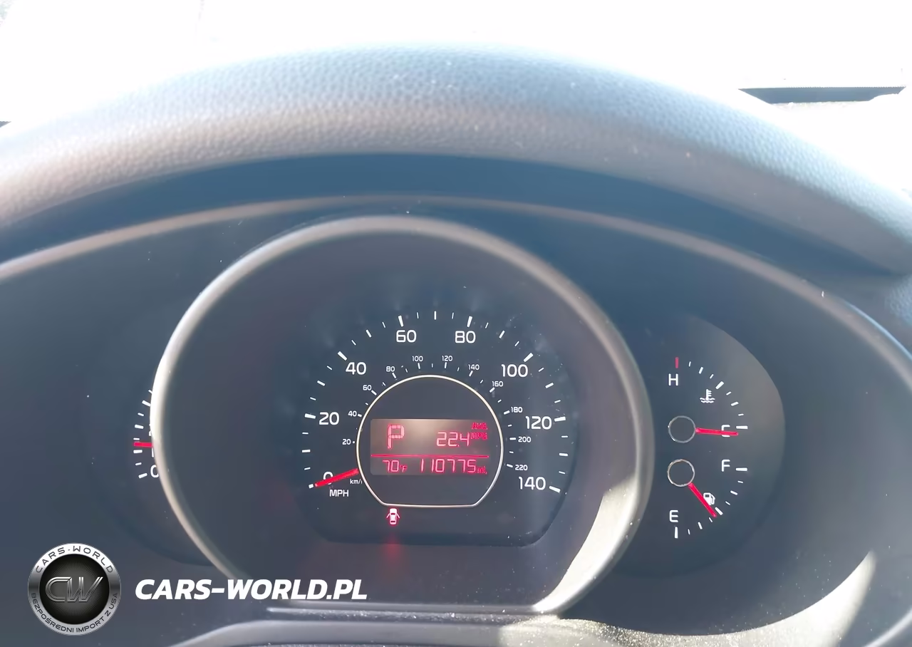 2015 Kia Soul VIN:KNDJN2A22F7122747 - 7