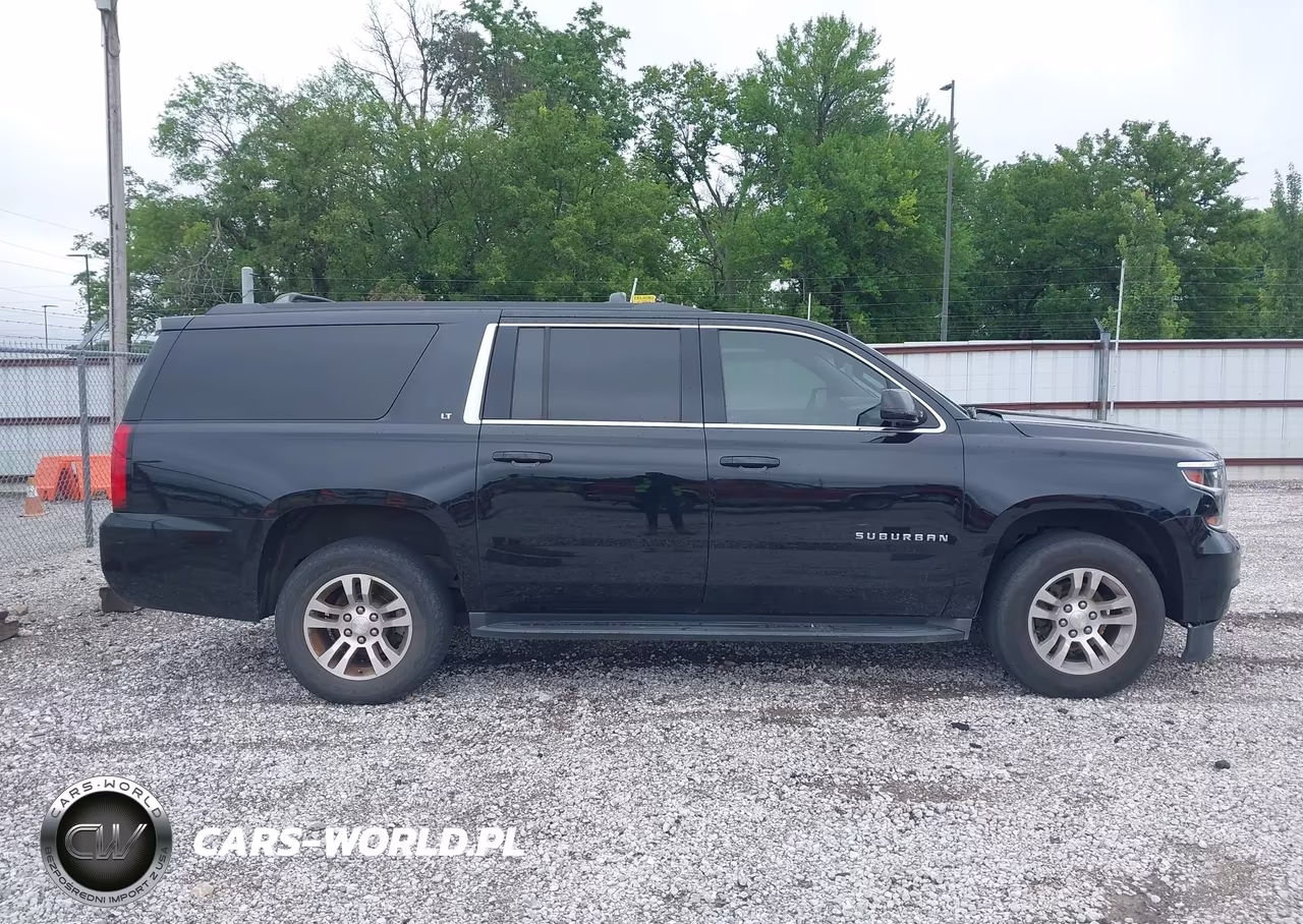 2017 Chevrolet Suburban Lt VIN:1GNSKHKC6HR178003 - 13