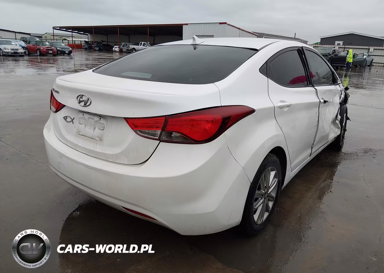 2015 Hyundai Elantra Se VIN:5NPDH4AE2FH599717 - 4