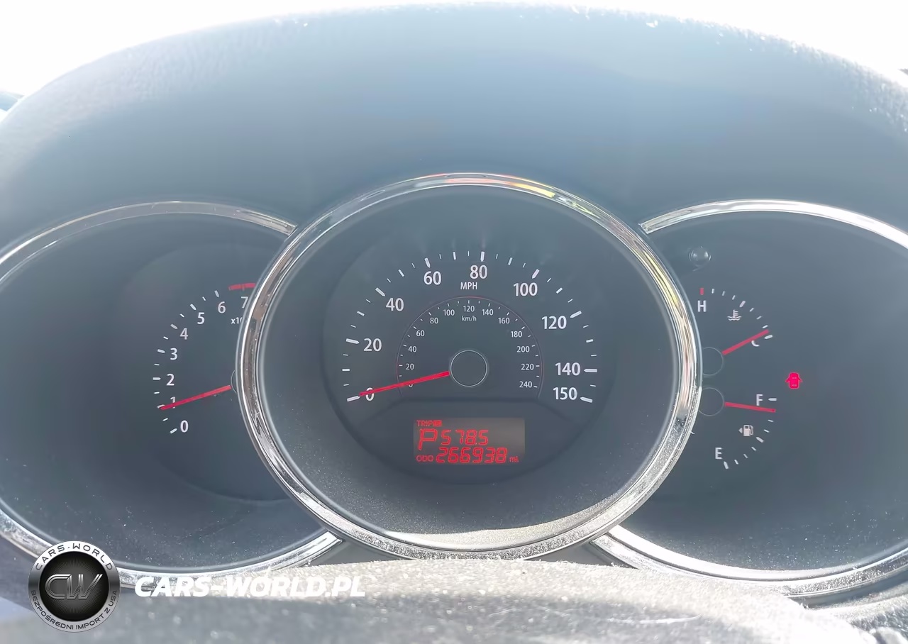 2011 Kia Sorento Lx VIN:5XYKT3A19BG127867 - 7