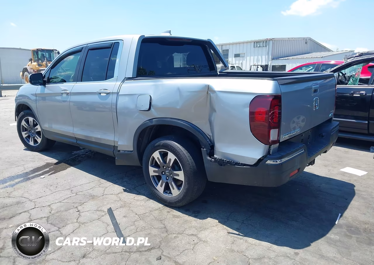 2017 Honda Ridgeline Rtl-T VIN:5FPYK3F66HB017156 - 3