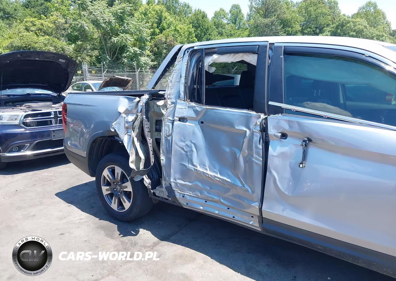 2017 Honda Ridgeline Rtl-T VIN:5FPYK3F66HB017156 - 6