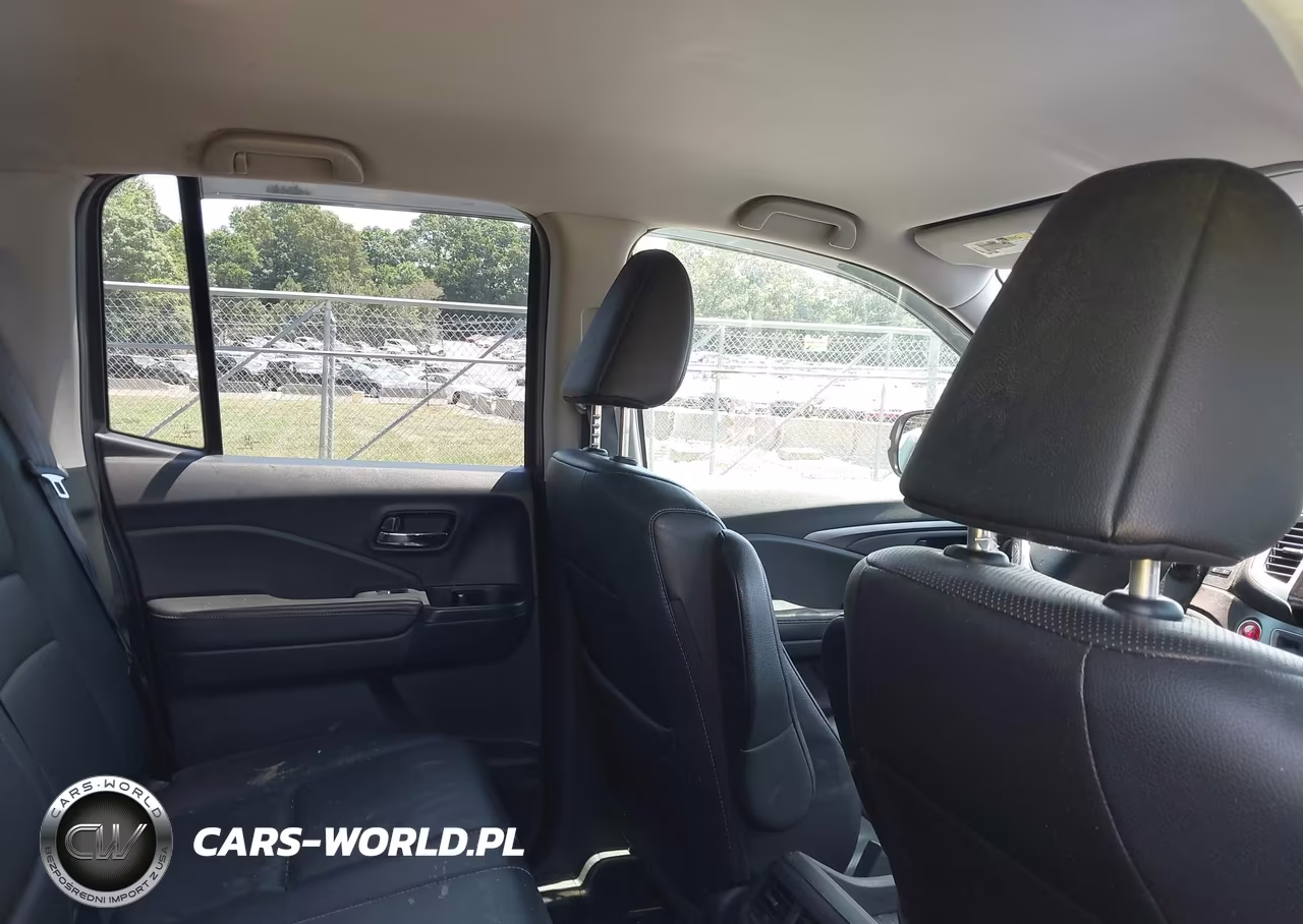 2017 Honda Ridgeline Rtl-T VIN:5FPYK3F66HB017156 - 8