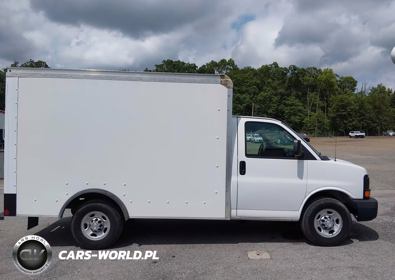 2016 Chevrolet Express Cutaway 3500 VIN:1GB0GRFF1G1274733 - 13