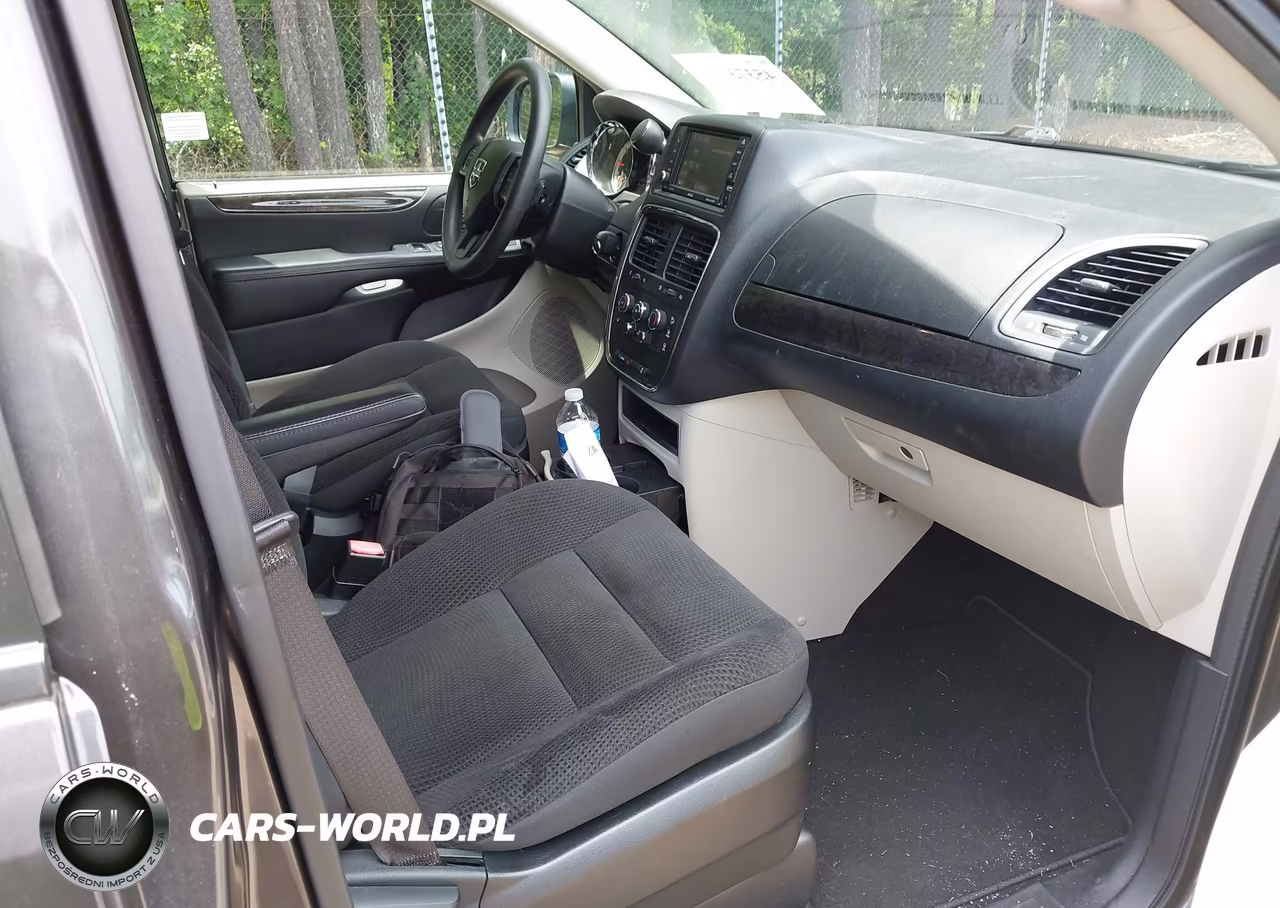 2018 Dodge Grand Caravan Se VIN:2C4RDGBG4JR339933 - 5