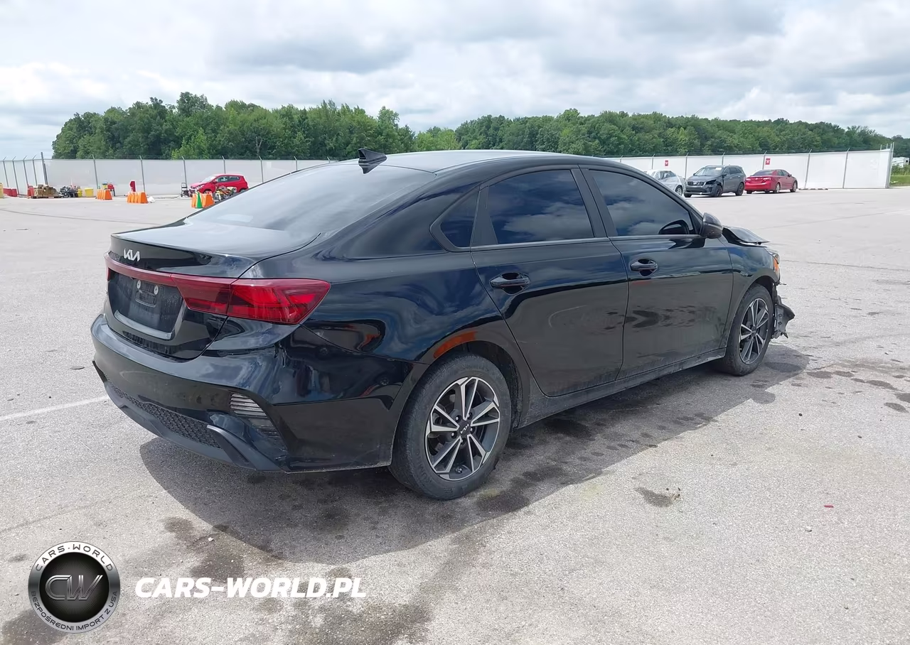 2023 Kia Forte Lxs VIN:3KPF24AD6PE511355 - 4
