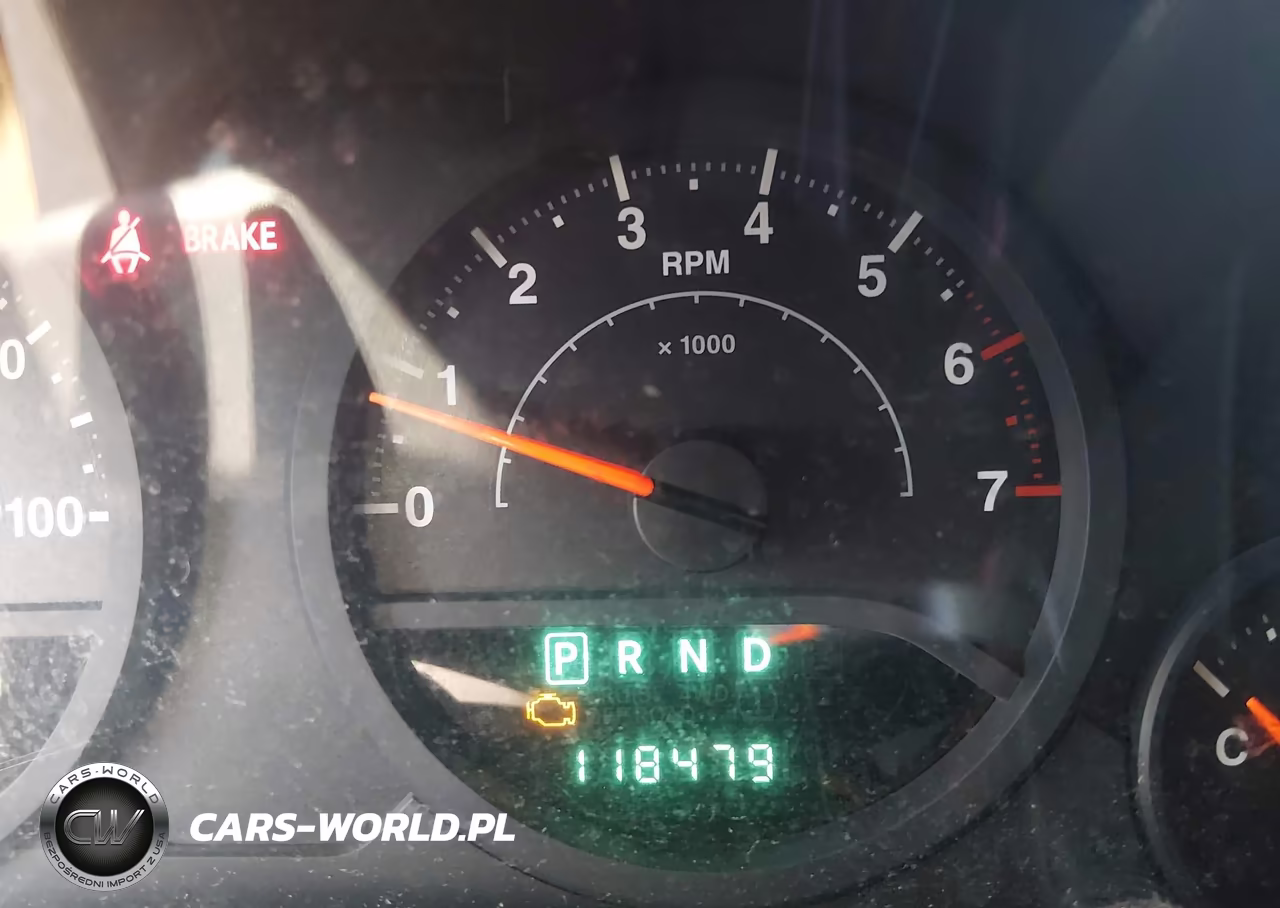 2007 Jeep Wrangler Unlimited X VIN:1J4GA39157L151931 - 15