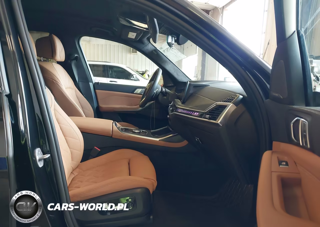 2026 BMW X7 xDrive40I VIN:5UX23EM05T9330609 - 5