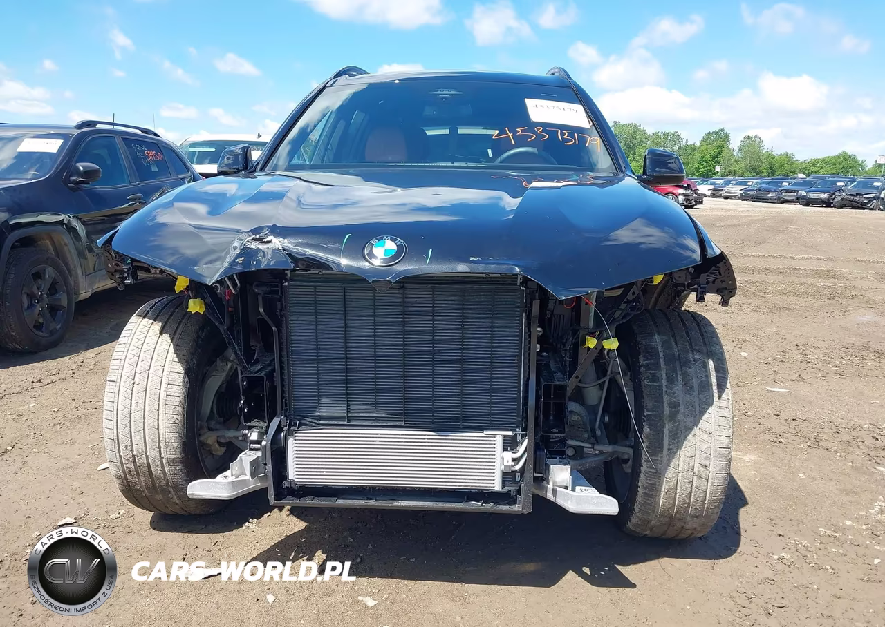 2026 BMW X7 xDrive40I VIN:5UX23EM05T9330609 - 6