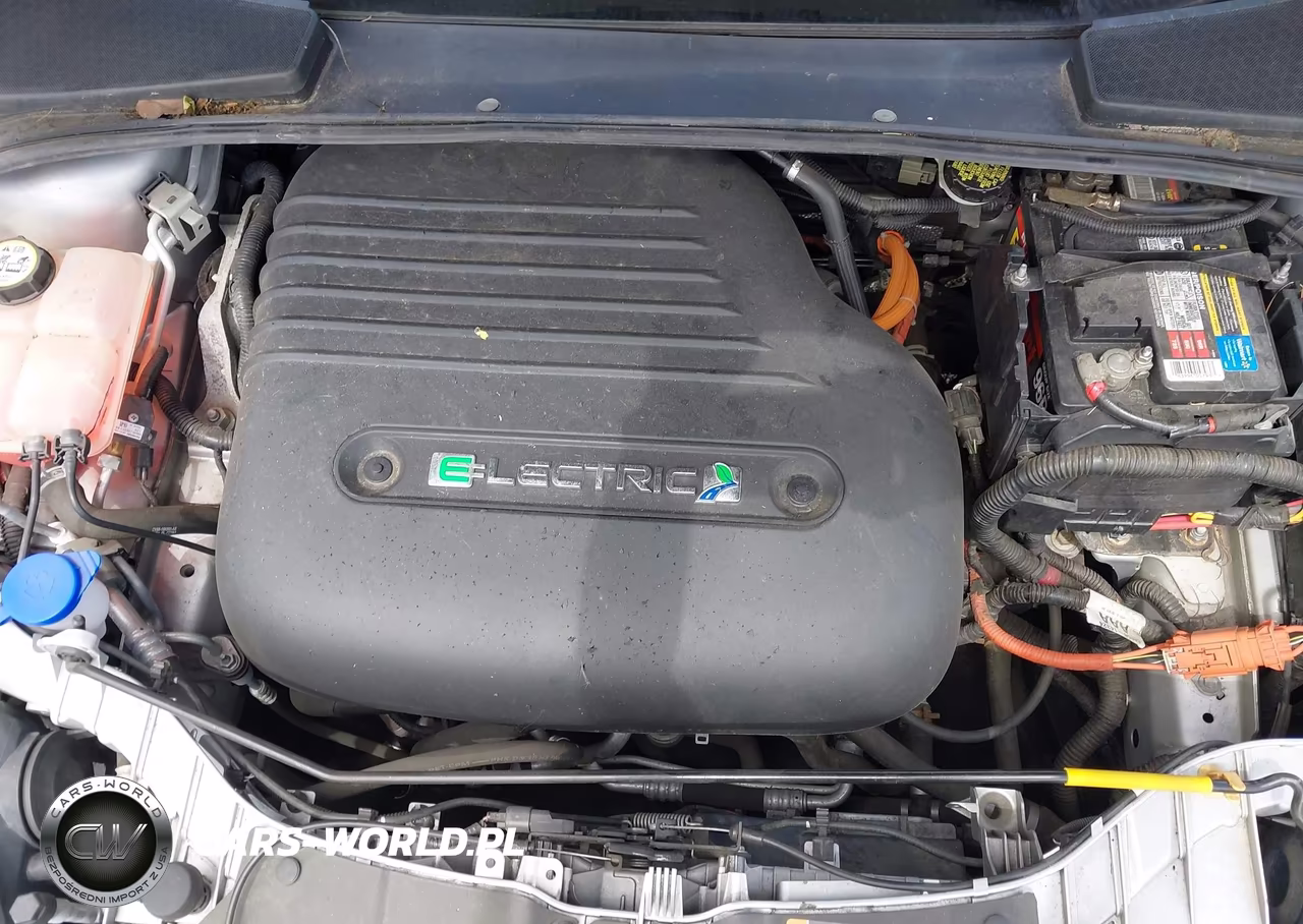 2013 Ford Focus Electric VIN:1FADP3R4XDL146727 - 10