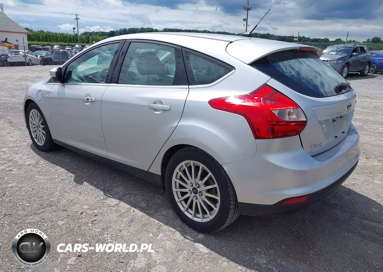 2013 Ford Focus Electric VIN:1FADP3R4XDL146727 - 3