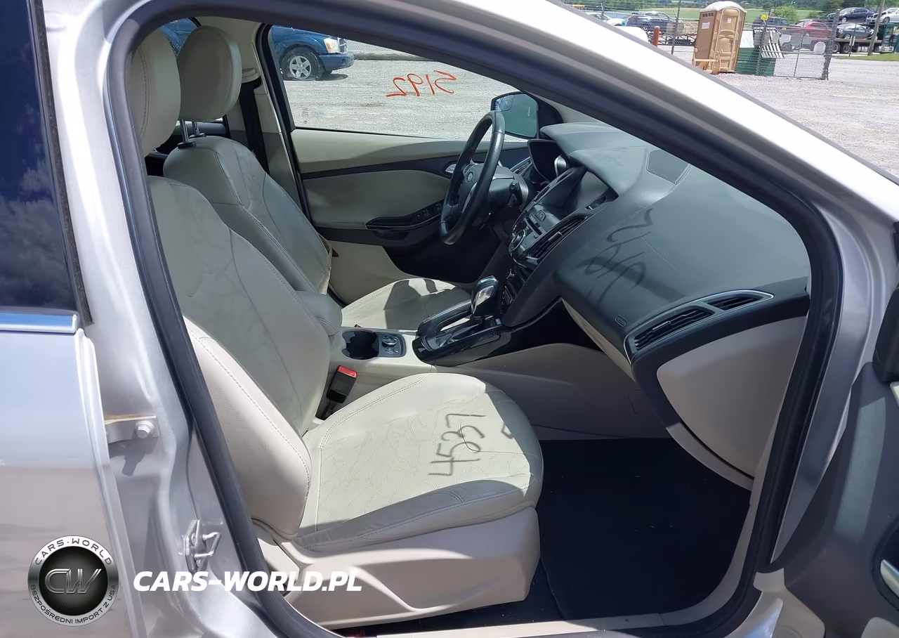 2013 Ford Focus Electric VIN:1FADP3R4XDL146727 - 5