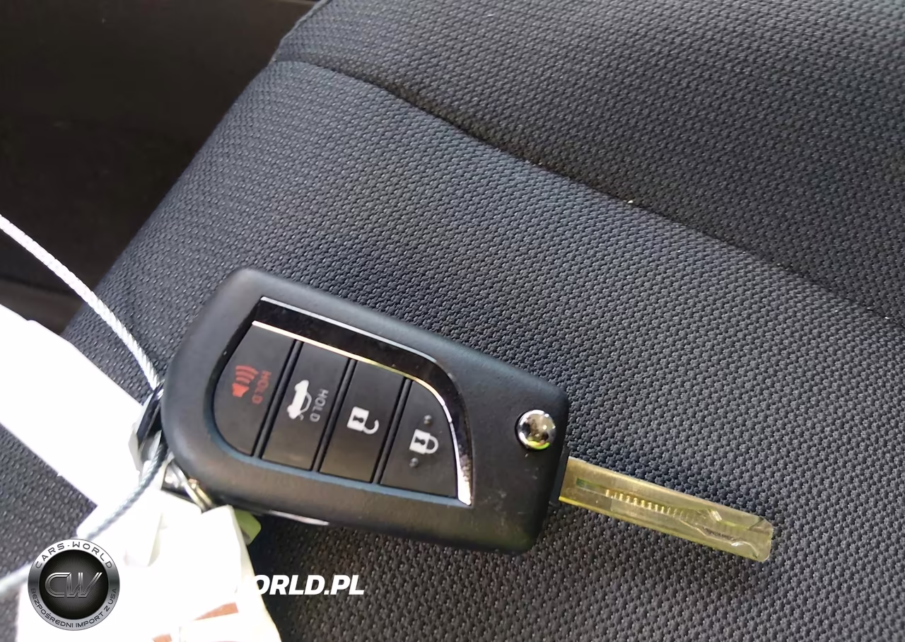 2026 Toyota Corolla Le VIN:5YFB4MDE2TP389891 - 11