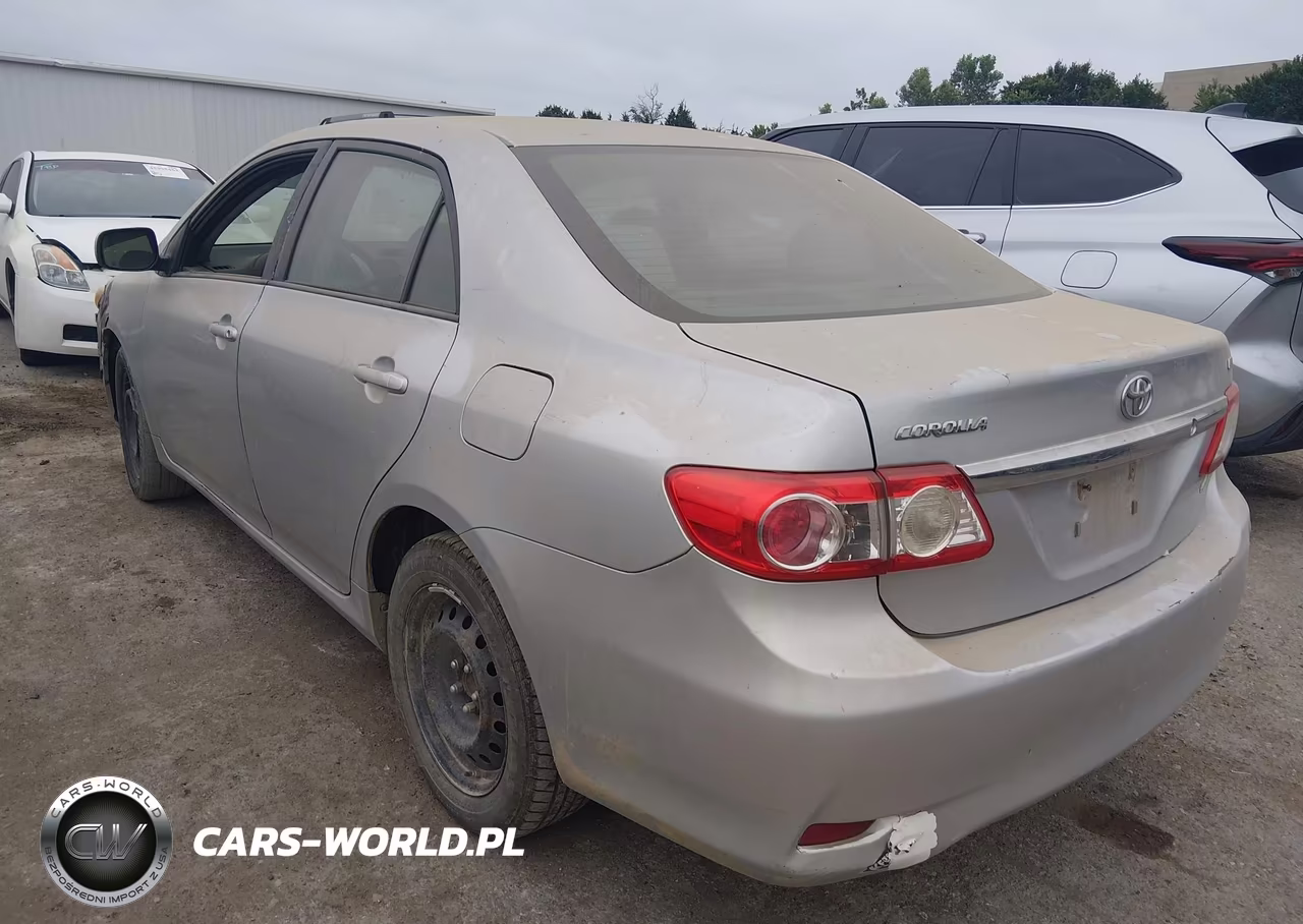 2012 Toyota Corolla Le VIN:5YFBU4EE8CP049742 - 3
