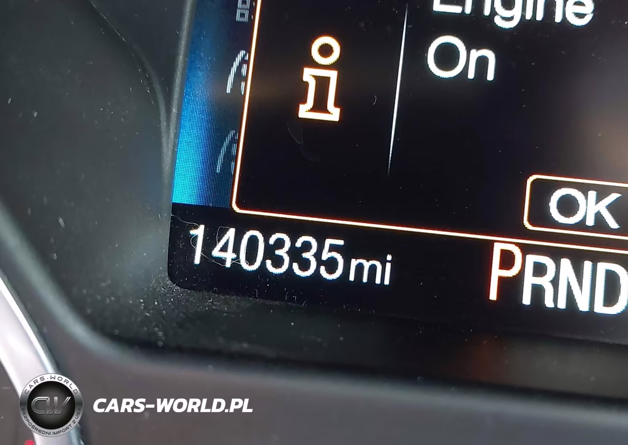 2017 Ford Focus Titanium VIN:1FADP3J2XHL272621 - 16