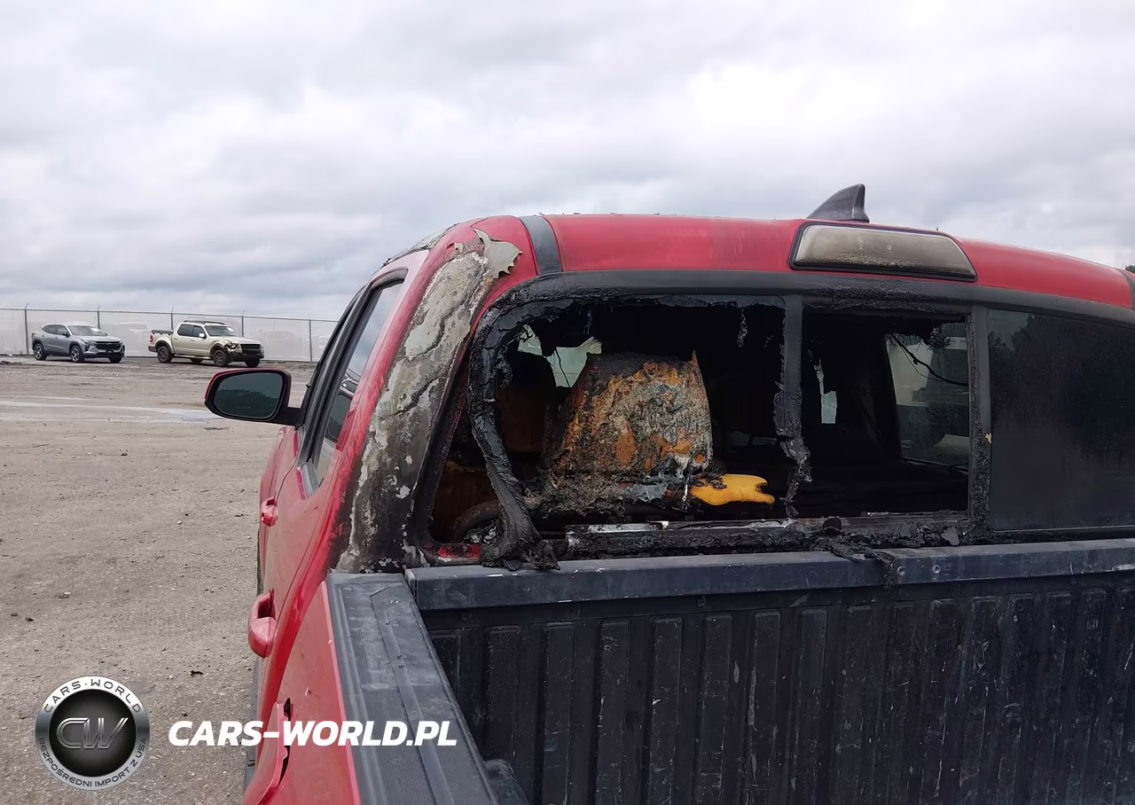 2019 Toyota Tacoma Sr VIN:5TFAX5GN6KX137677 - 12