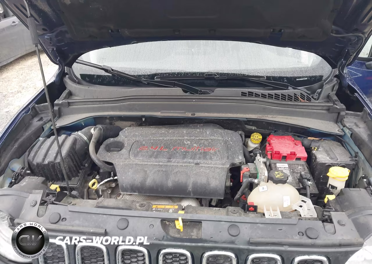 2018 Jeep Renegade Sport 4X4 VIN:ZACCJBAB8JPJ56687 - 10