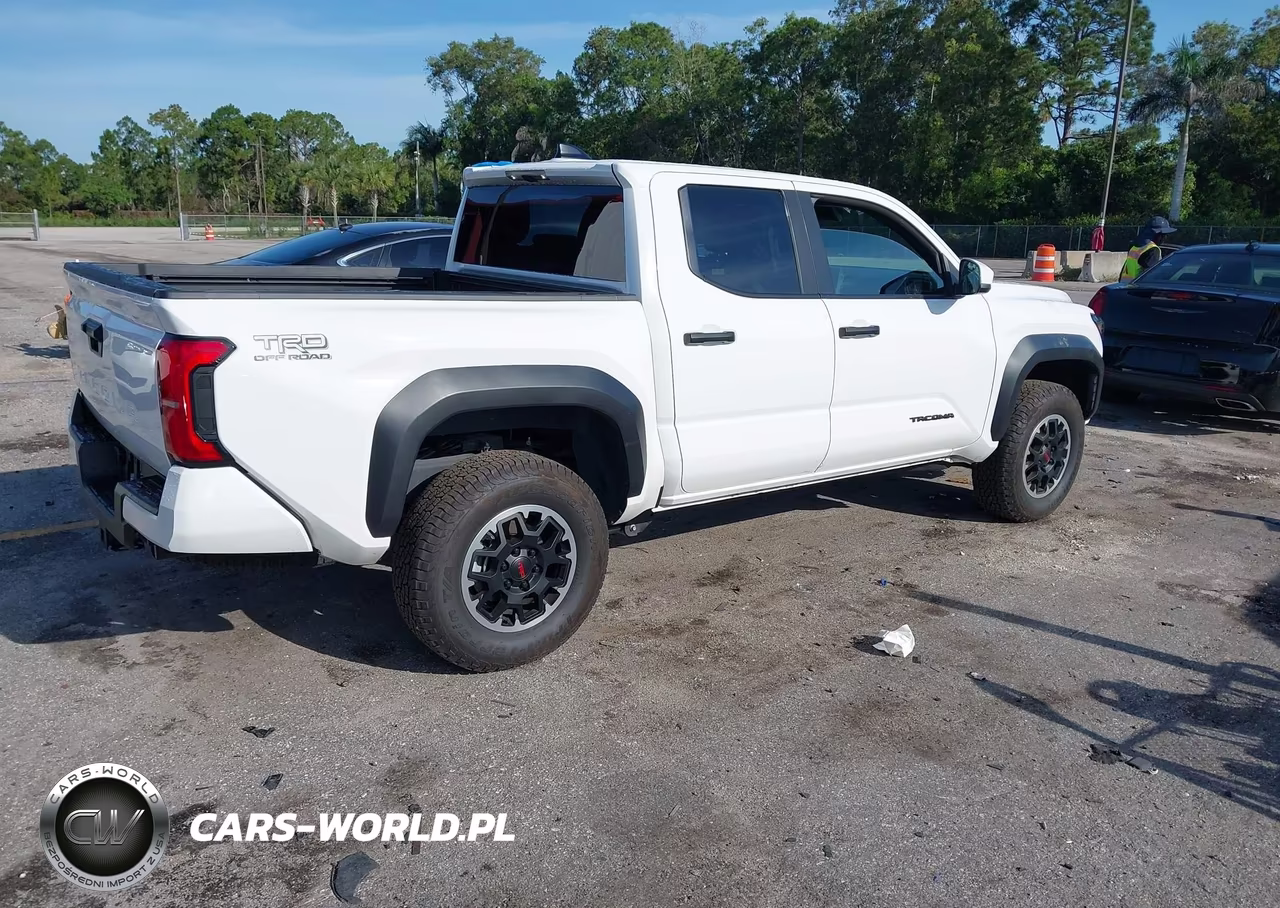 2026 Toyota Tacoma Trd Off Road VIN:3TMLB5JN9TM220916 - 4