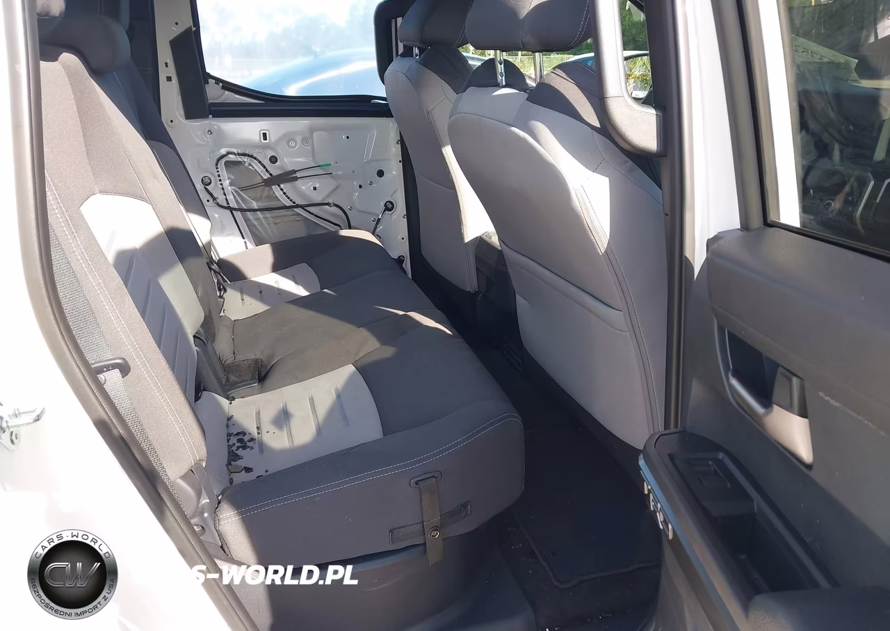 2026 Toyota Tacoma Trd Off Road VIN:3TMLB5JN9TM220916 - 8