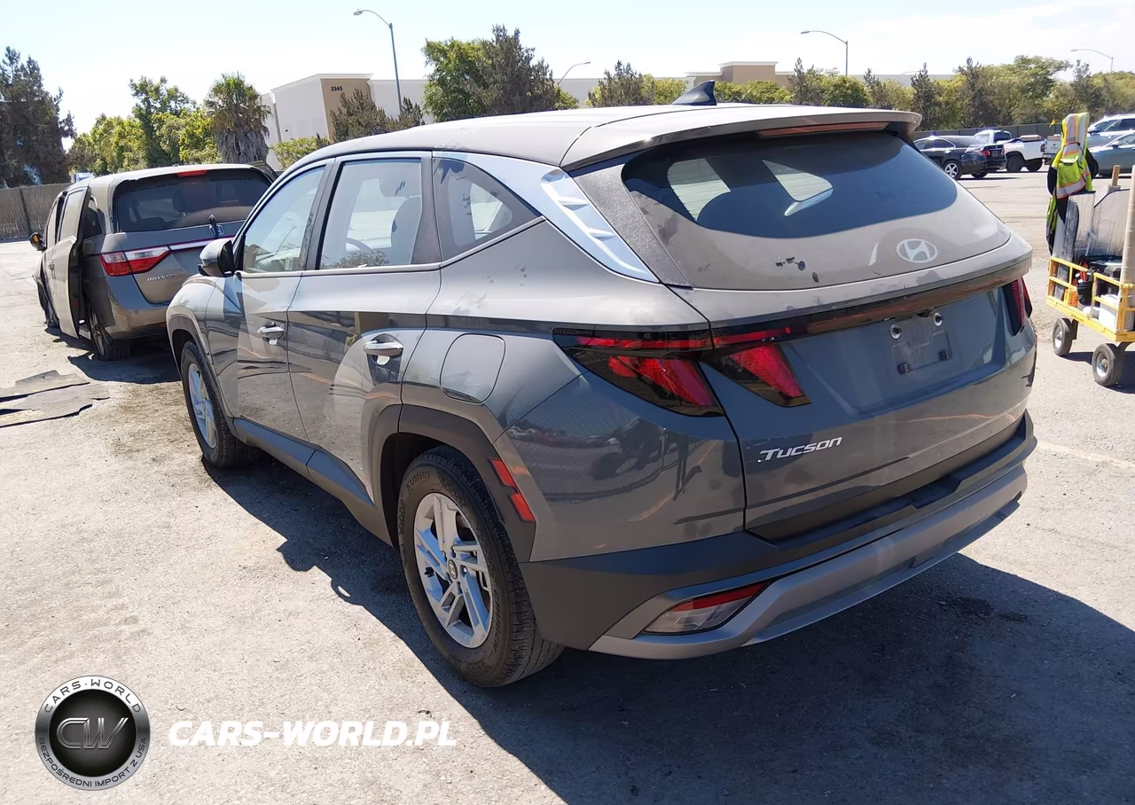 2025 Hyundai Tucson Se VIN:5NMJA3DE9SH475562 - 3