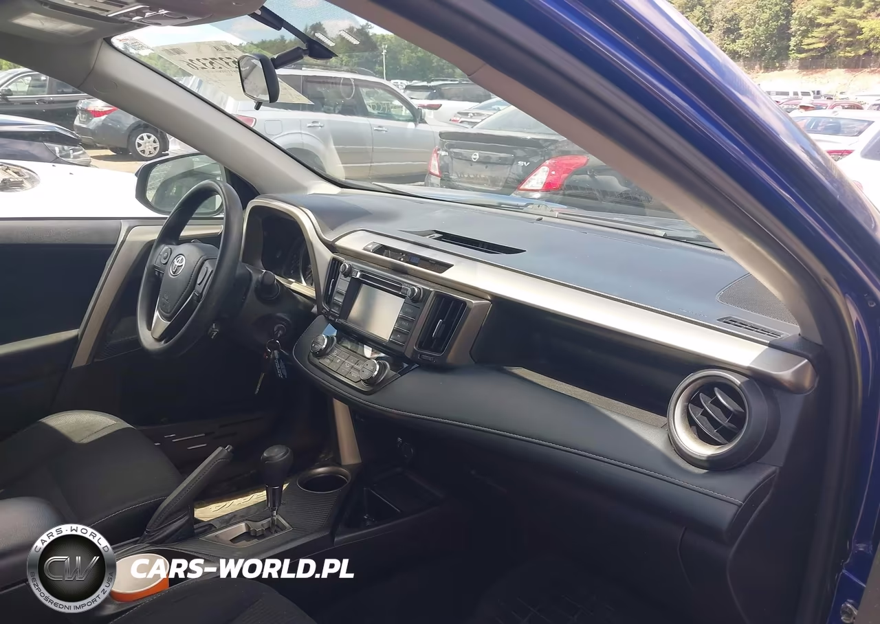2015 Toyota Rav4 Xle VIN:2T3RFREV4FW372587 - 5