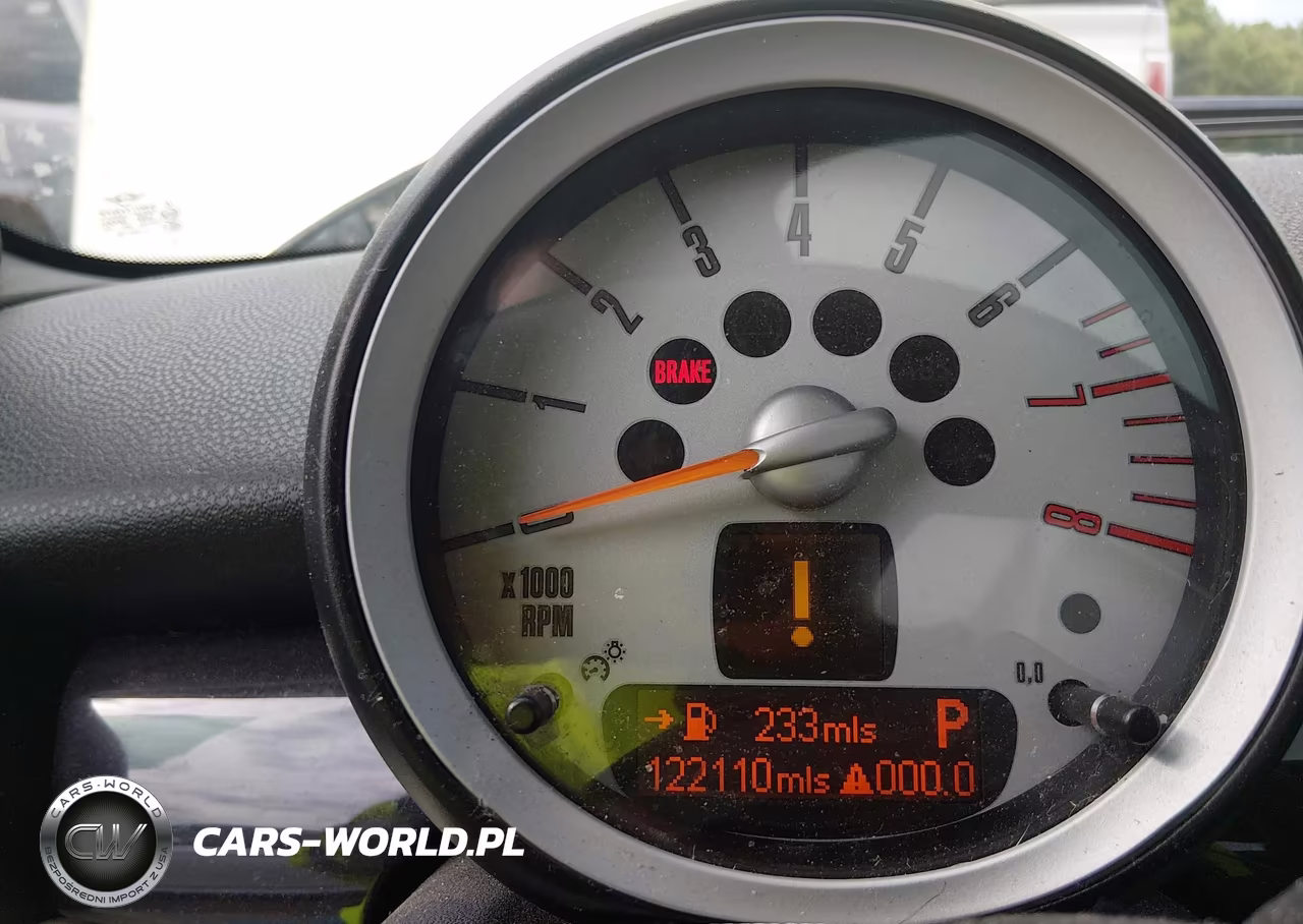 2008 Mini Cooper S VIN:WMWMF73518TV39220 - 7