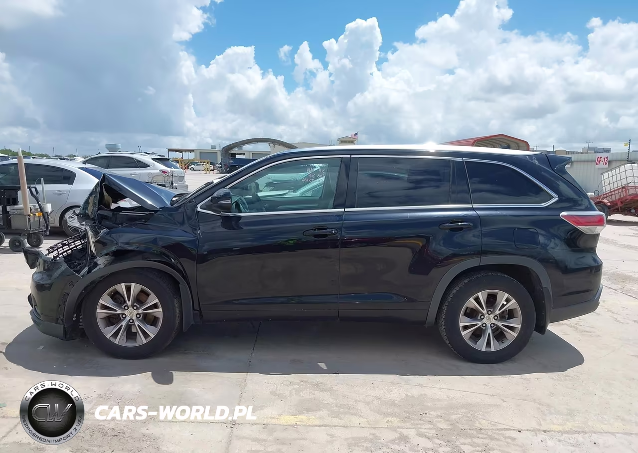 2015 Toyota Highlander Xle V6 VIN:5TDJKRFH2FS173489 - 14