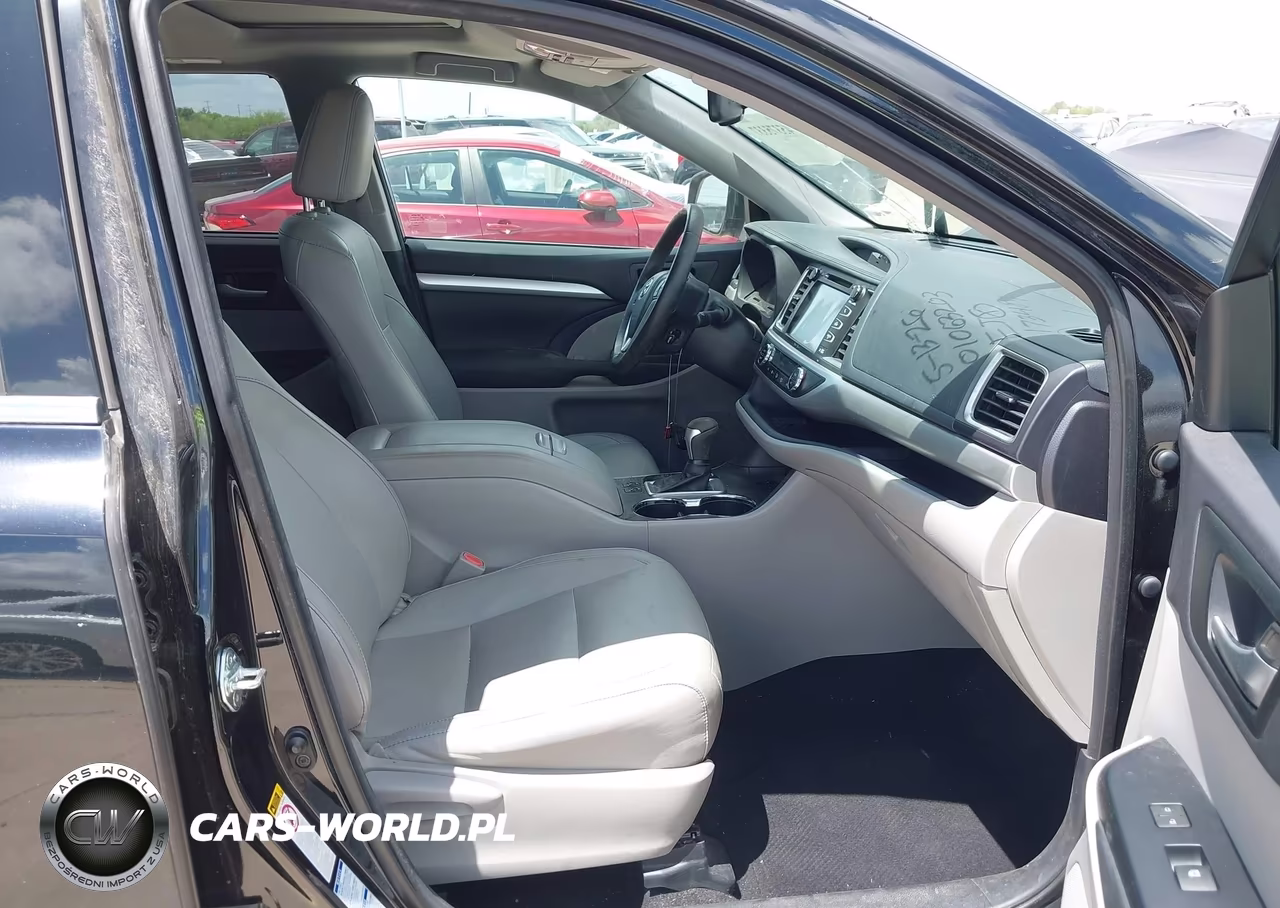 2015 Toyota Highlander Xle V6 VIN:5TDJKRFH2FS173489 - 5