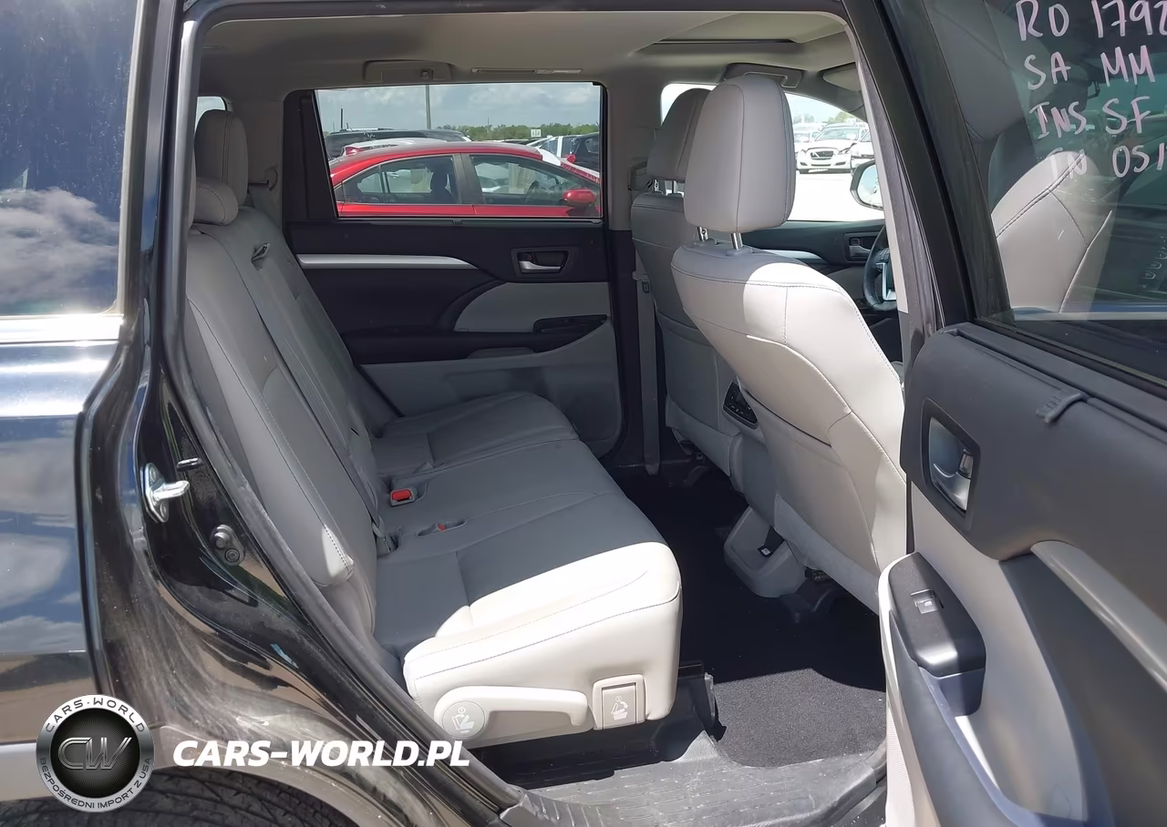 2015 Toyota Highlander Xle V6 VIN:5TDJKRFH2FS173489 - 8