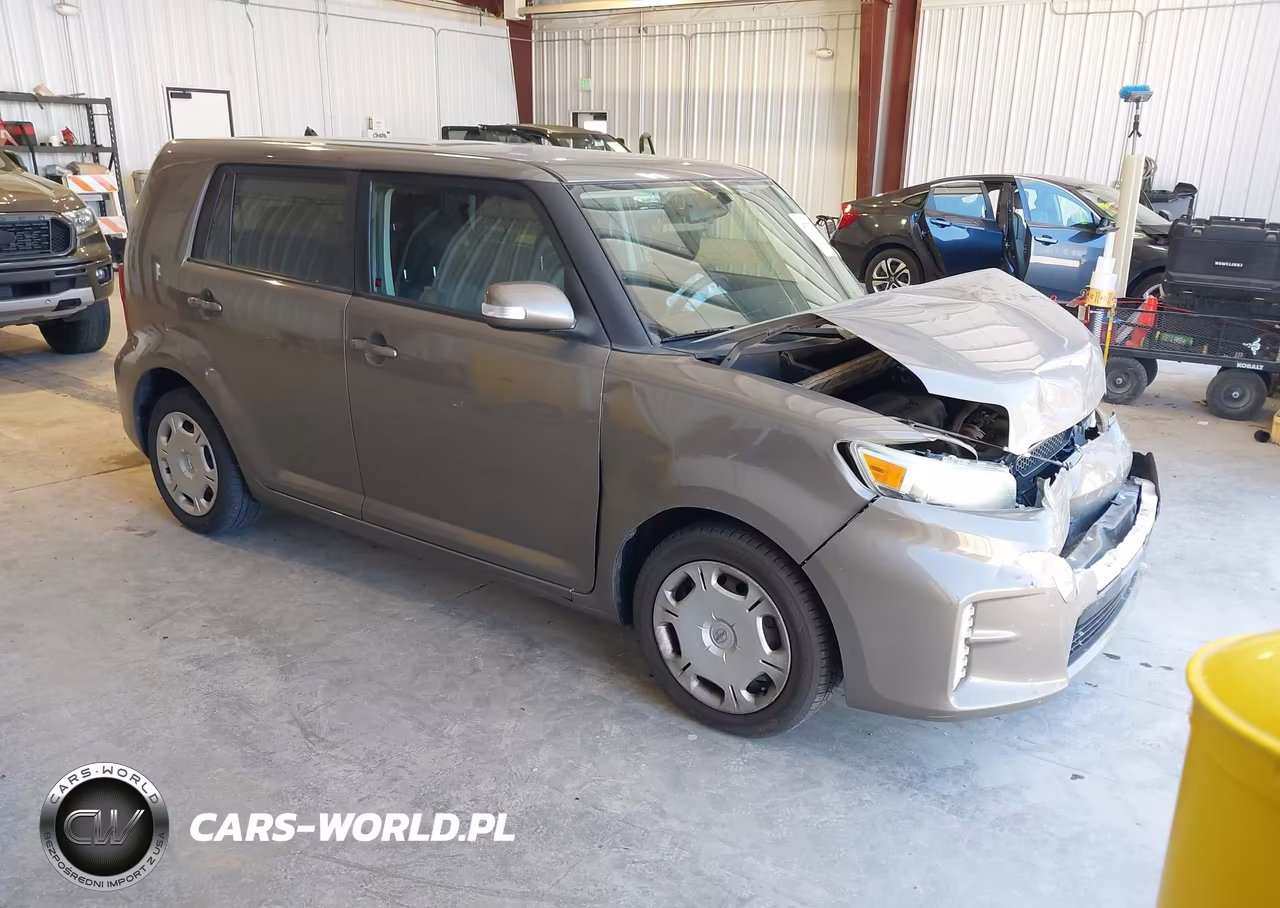 2013 Scion Xb – zdjęcie 1 z 16