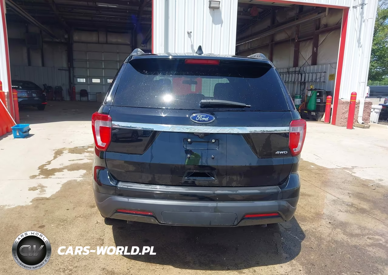 2018 Ford Explorer VIN:1FM5K8B82JGC45405 - 16