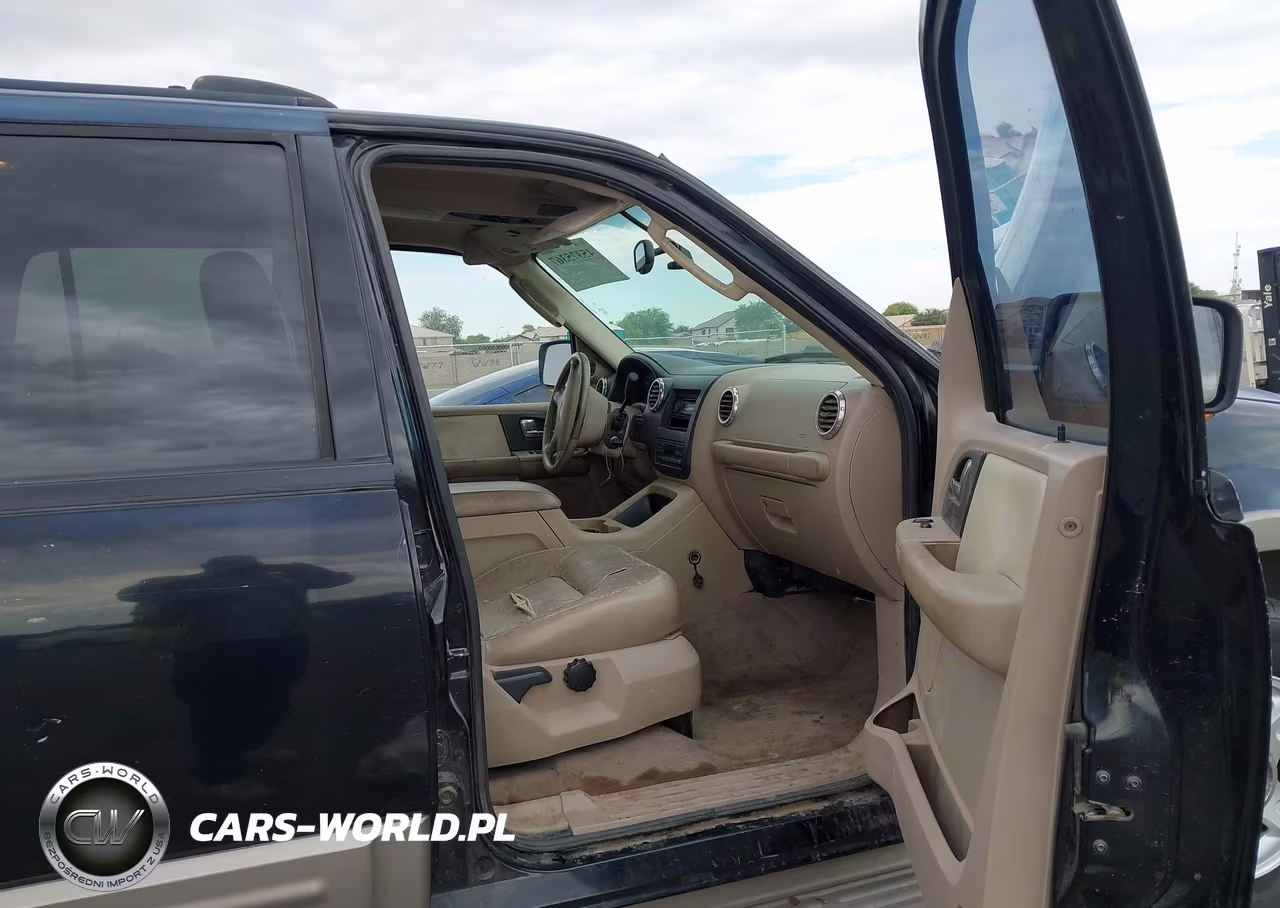 2004 Ford Expedition Eddie Bauer VIN:1FMPU17L64LB60361 - 5