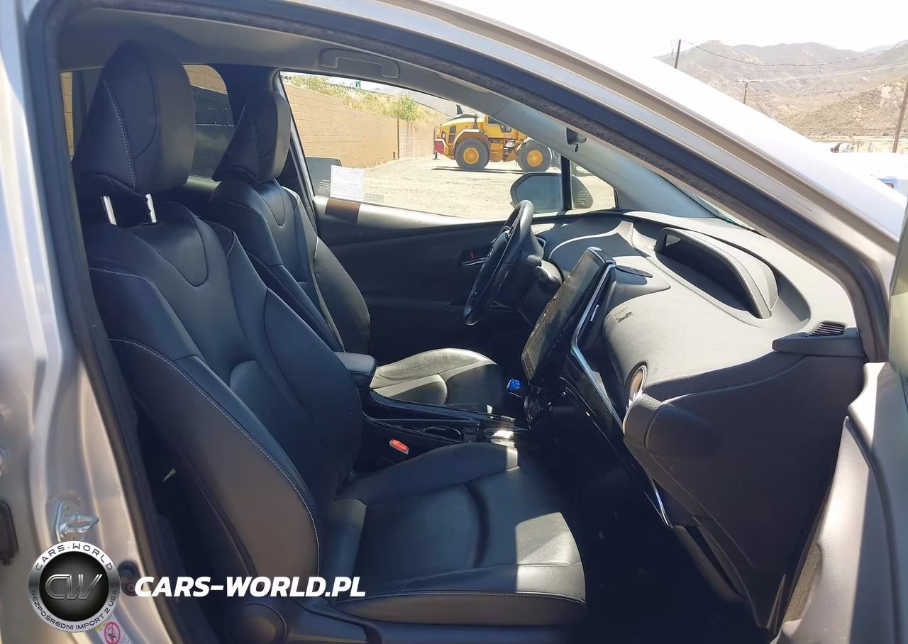 2020 Toyota Prius Prime Xle VIN:JTDKARFP5L3144872 - 5