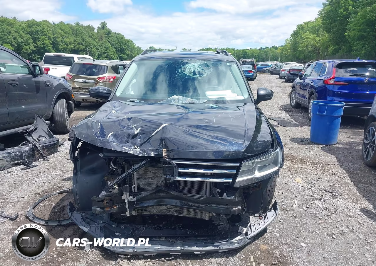 2018 Volkswagen Tiguan 2.0T S VIN:3VV0B7AXXJM021825 - 11