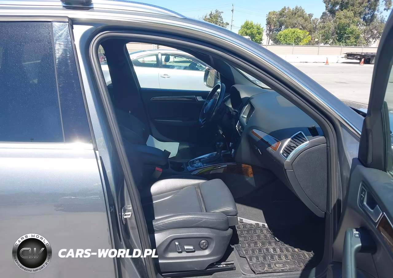 2015 Audi Q5 2.0T Premium VIN:WA1LFAFP0FA050626 - 5