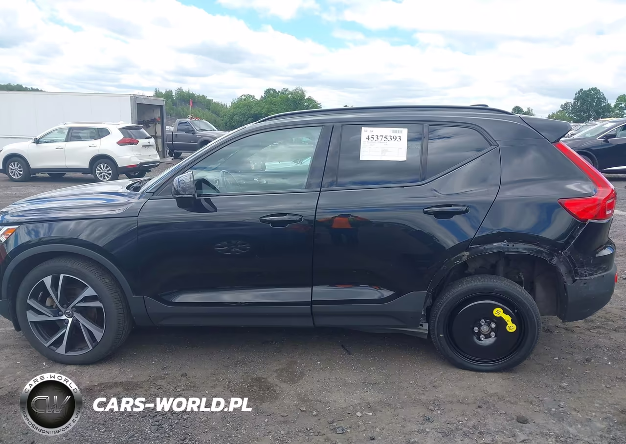 2019 Volvo Xc40 T5 R-Design VIN:YV4162UM0K2085860 - 14