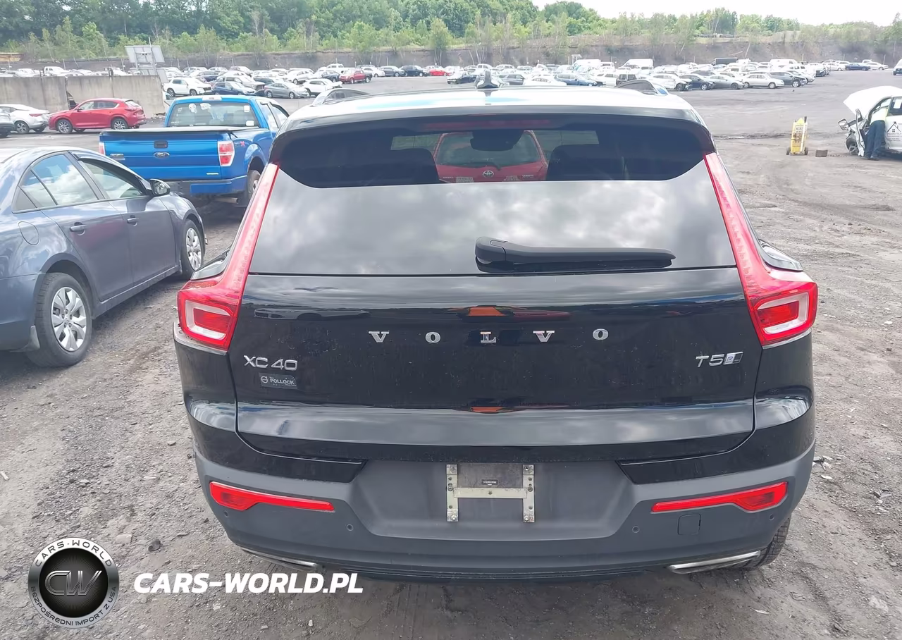 2019 Volvo Xc40 T5 R-Design VIN:YV4162UM0K2085860 - 16