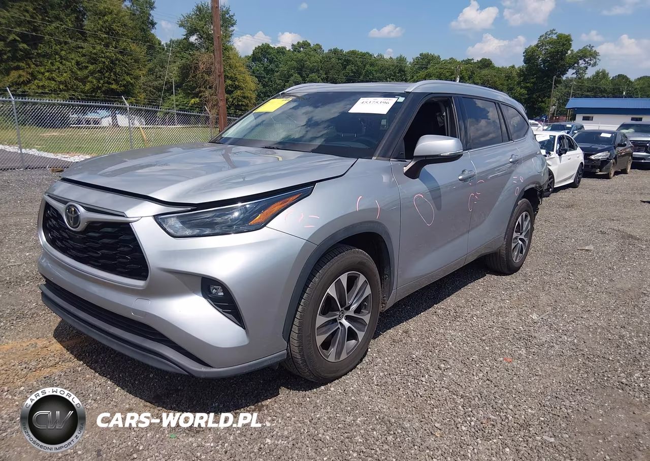 2022 Toyota Highlander Xle VIN:5TDGZRAH1NS544332 - 2