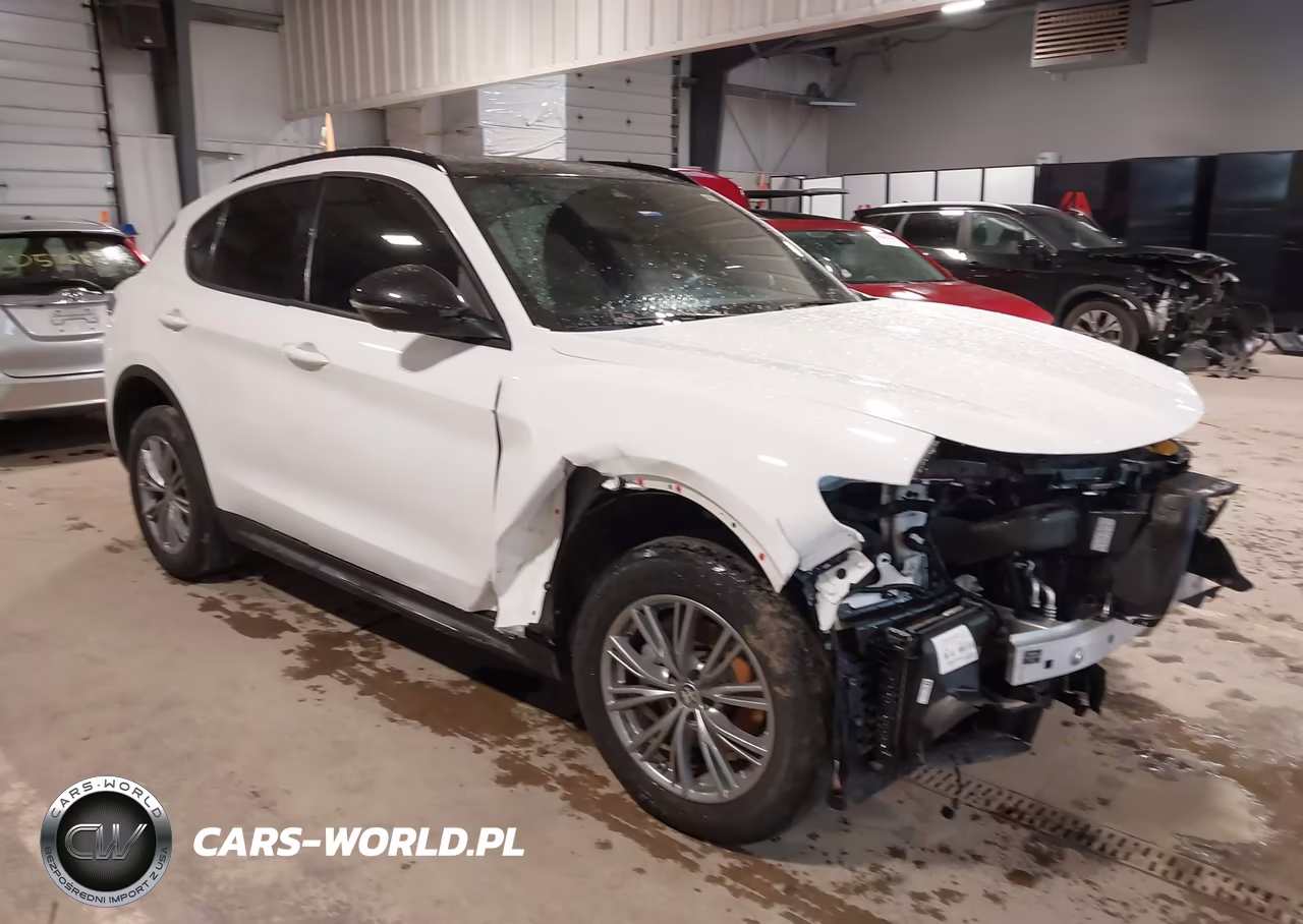 2024 Alfa Romeo Stelvio Sprint Awd – zdjęcie 1 z 16