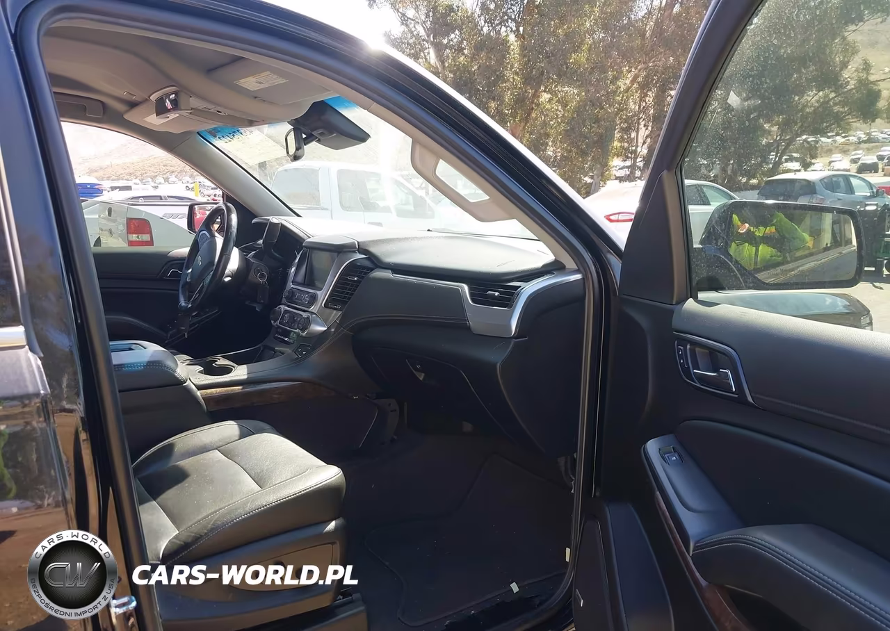 2020 Chevrolet Tahoe 4Wd Lt VIN:1GNSKBKC6LR110127 - 5